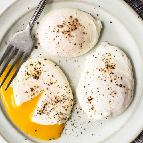 Perfect Poached Eggs - Fit Foodie Finds